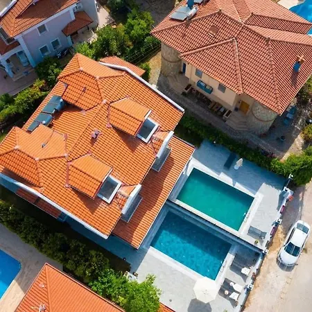 Yazin Villa *